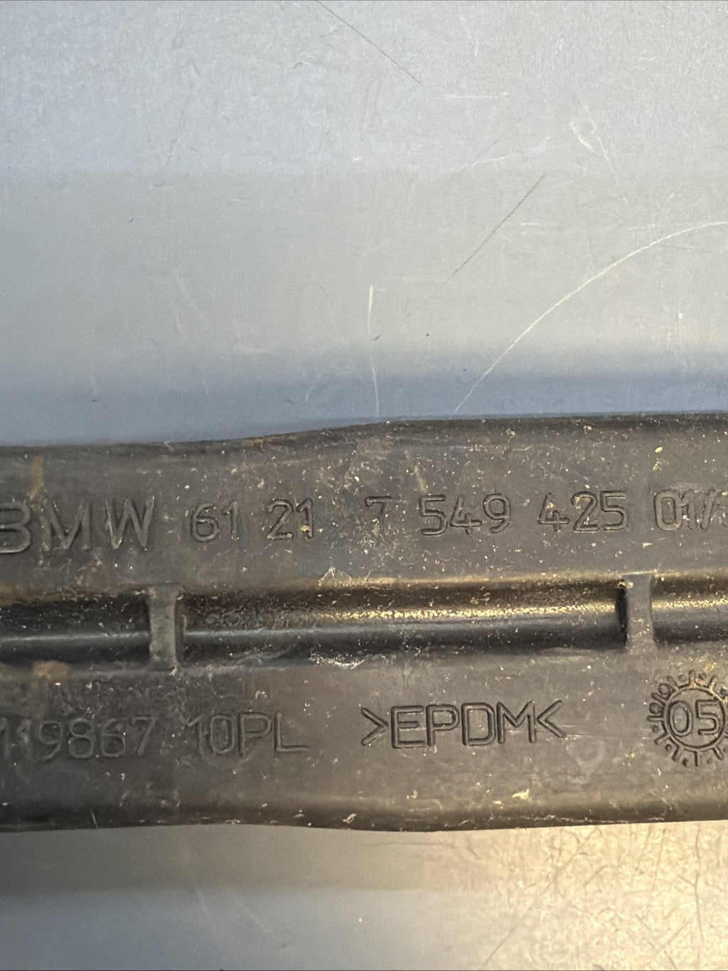 06-13 BMW E90 E92 335i 328i Secure Battery Tie Down Bracket Holder 7549425 OEM