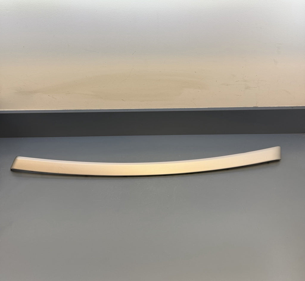 BMW E90 E91 3 series Passenger Side Front Left Brushed Silver Door Trim 6982471