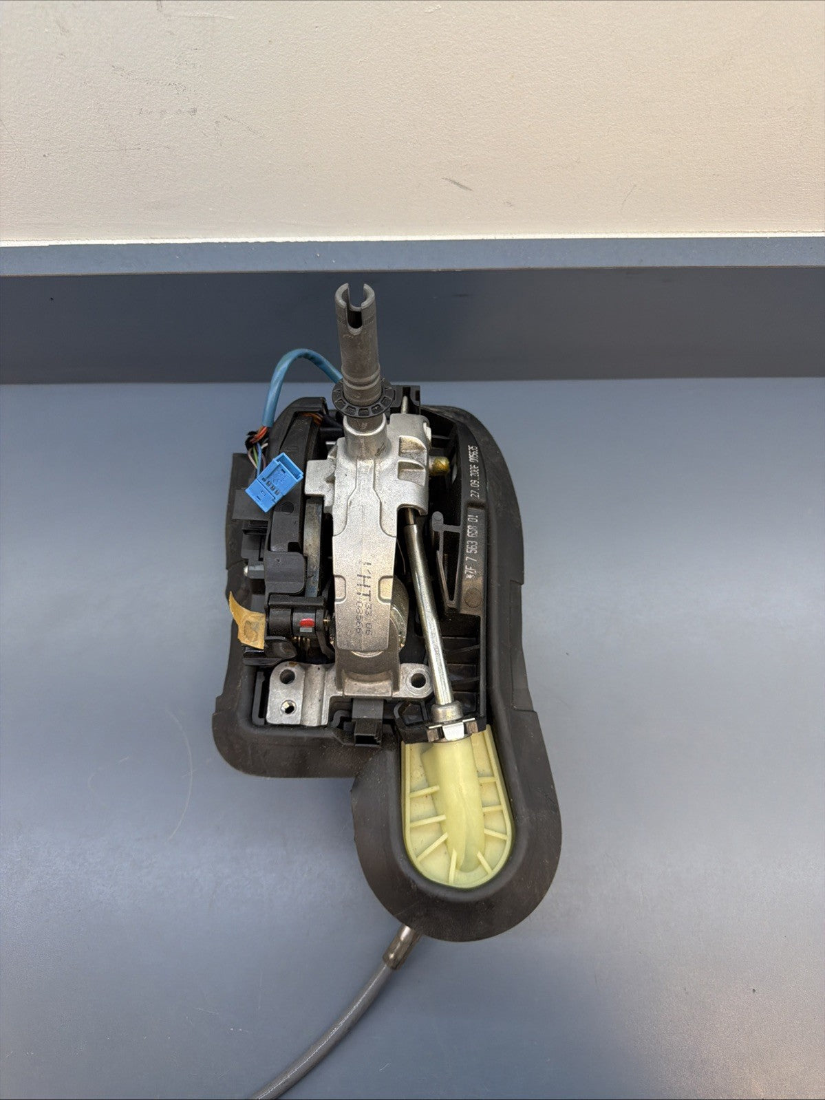 06-13 BMW 328I E92 E90 AUTOMATIC TRANSMISSION GEAR SHIFTER 7563658 OEM