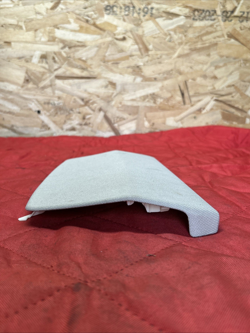 11-16 BMW F10 528 535 550 Rear Third Brake Stop Light Cover Trim 9173446 BEIGE