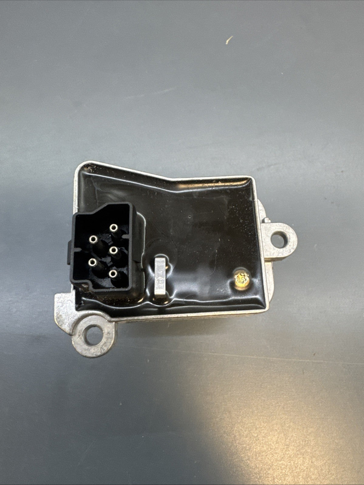 2000-2006 BMW X5 E53 A/C REAR HEATER BLOWER RESISTOR 8369561 OEM