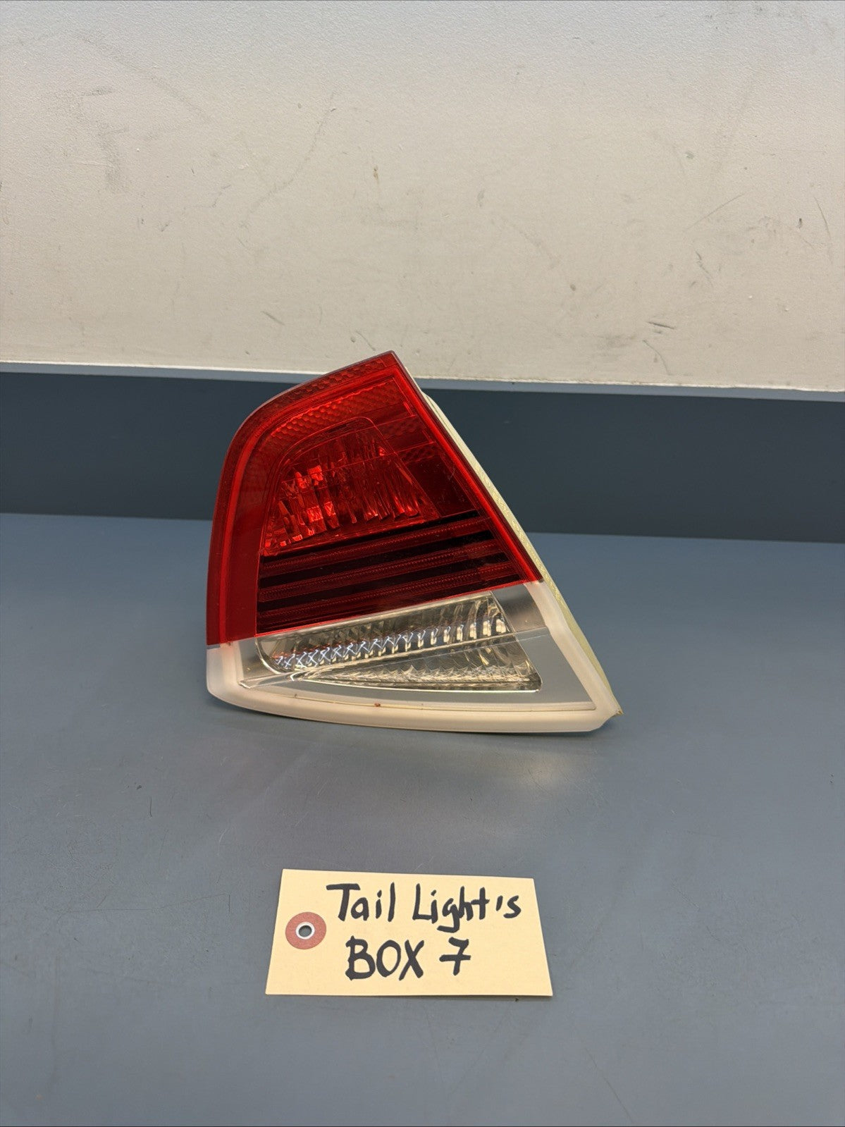 06-08 BMW E90 328i 330i 335i M3 Sedan Driver Left Trunk Inner Tail Light 6937459