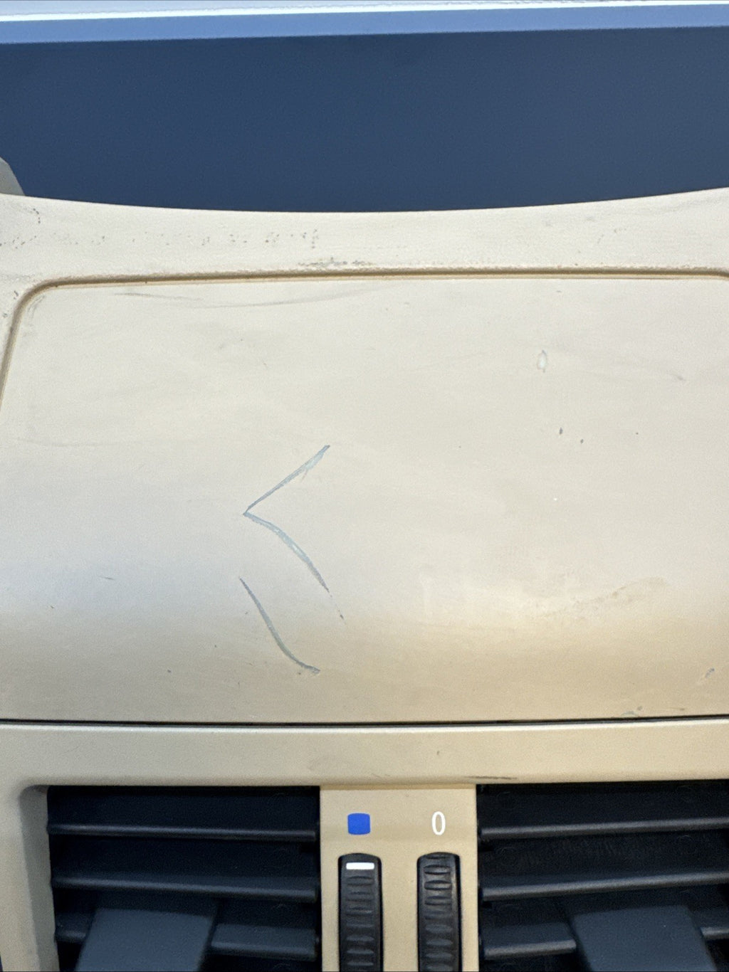 2009-2011 BMW 328i Interior Central Console Rear Air Vent With Trim 7129556 OEM