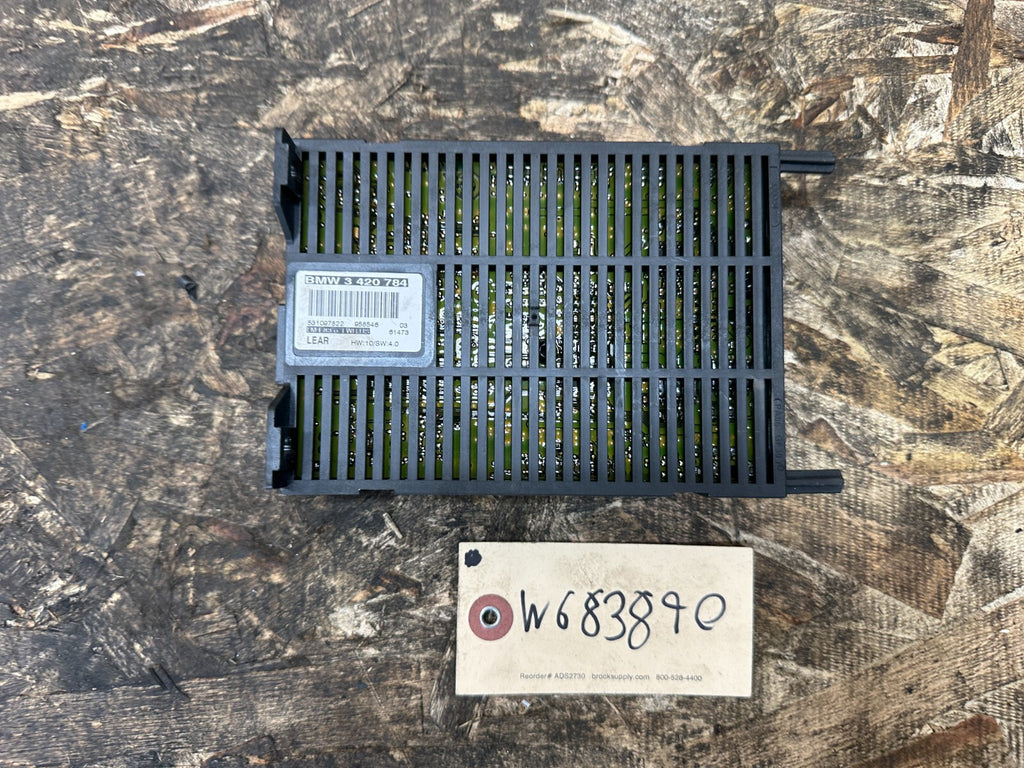 BMW 2003-2006 E83 X3 PRE LCI FOOTWELL LIGHTING CONTROL MODULE OEM 3420784