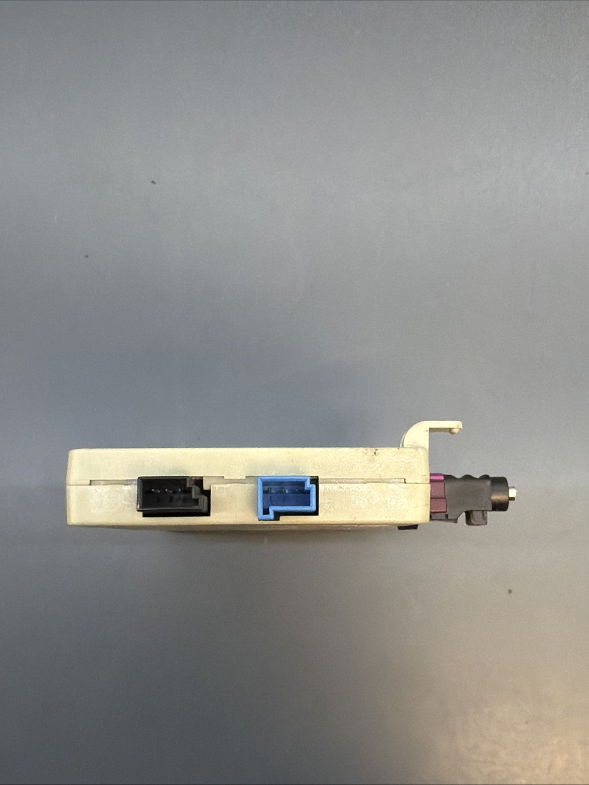 07-13 OEM BMW E93 Convertible Radio Diversity Antenna Amplifier Module 9187798