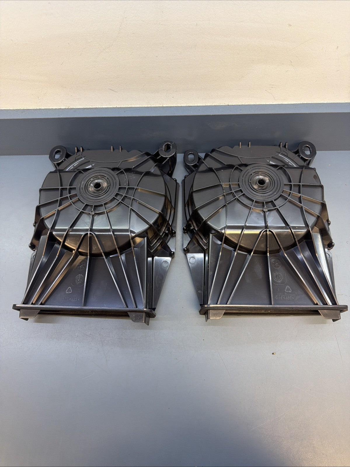 OEM BMW E88 E92 E93 335 M3 Floor Bass Speaker Sub Subwoofer Pair 9204785 9204786