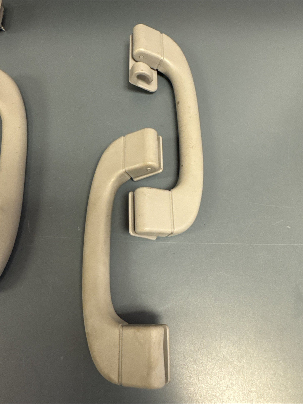 06-12 BMW 328i M3 E90 Front & Rear Upper Interior Roof Grab Handle Bar Set OEM