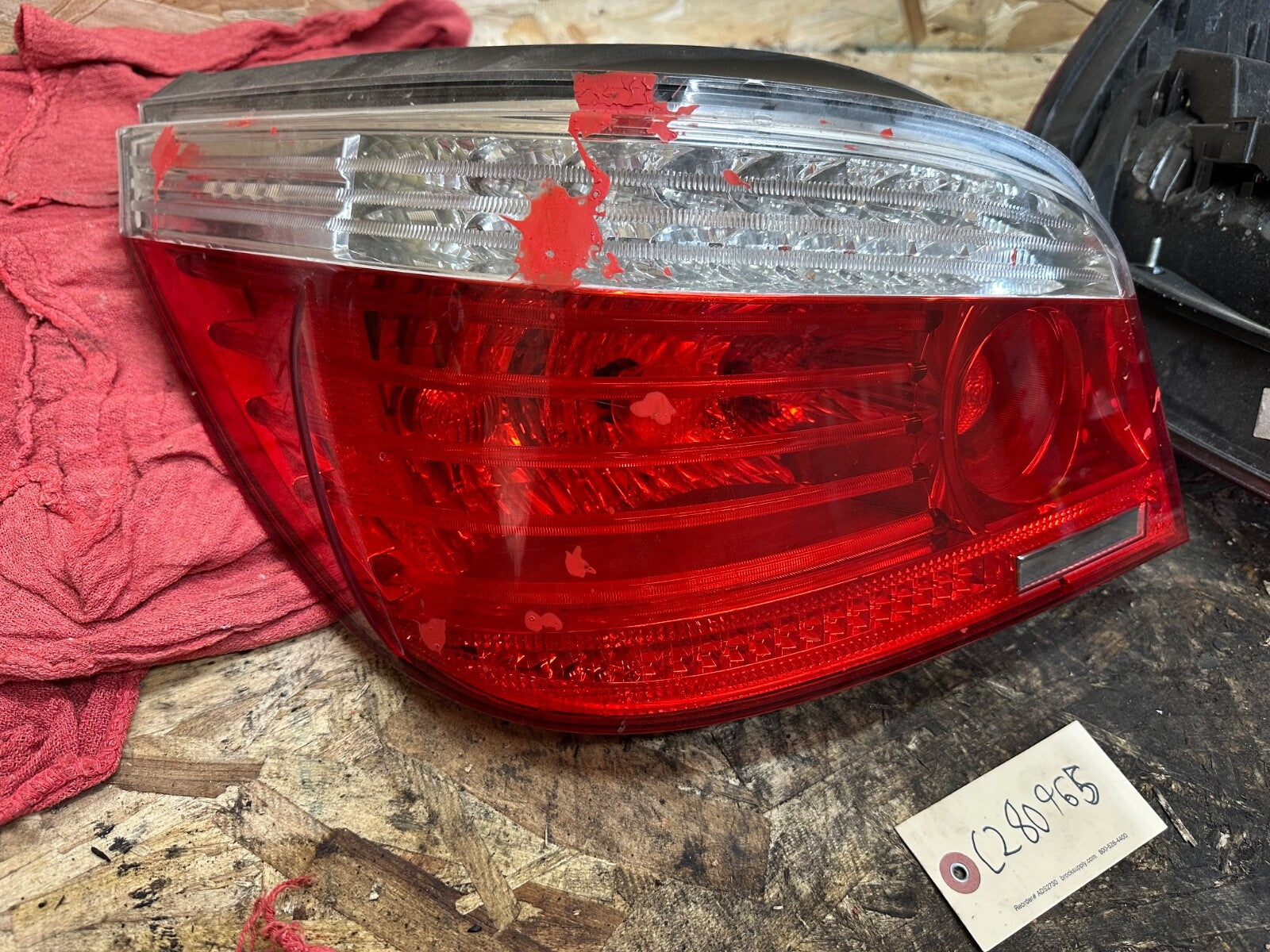 BMW 2008/2010 E60 LCI REAR TAIL LIGHT SET OEM BMW 7180516 AND 7180515