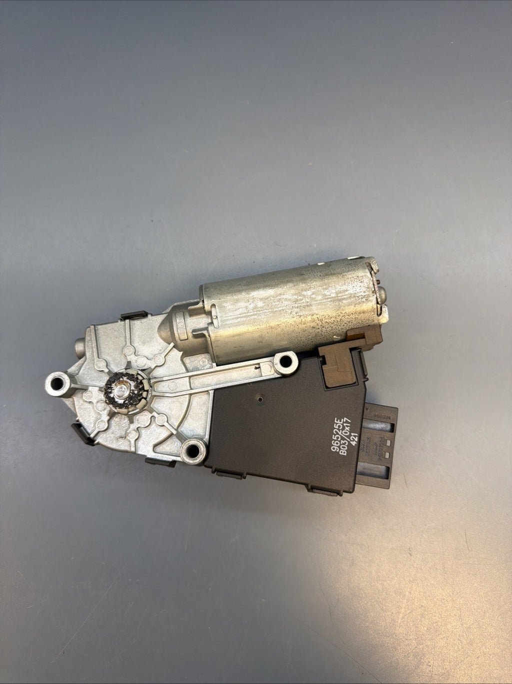 2001-2006 BMW E46 M3 3 SERIES ROOF SUNROOF MOTOR MODULE 6918977