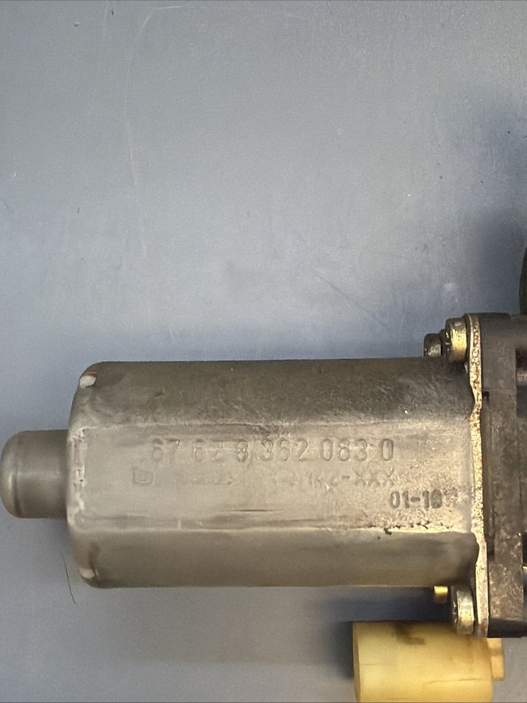 BMW X5 E53 2000-2006 Rear Left Driver Window Motor OEM Bosch 0130821716