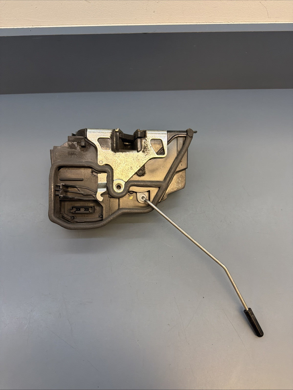 12-18 BMW F30 328i 335i Rear Left Side Door Lock Latch Actuator 7229459