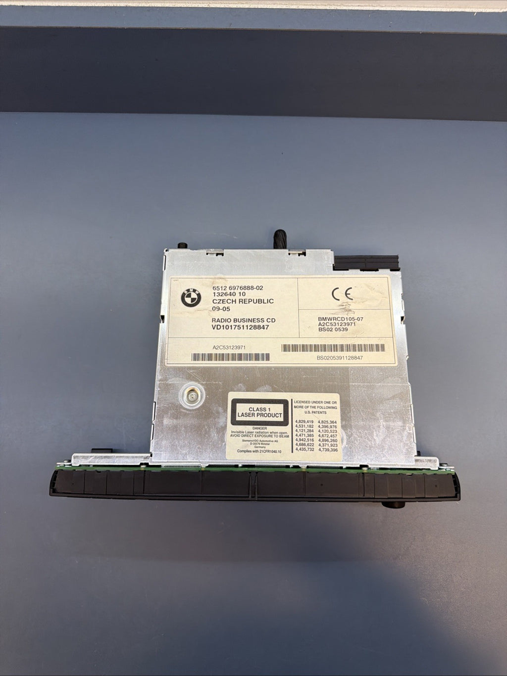 2004-2010 BMW X3 E83 - Radio Stereo Head Unit CD Player OEM 6976888
