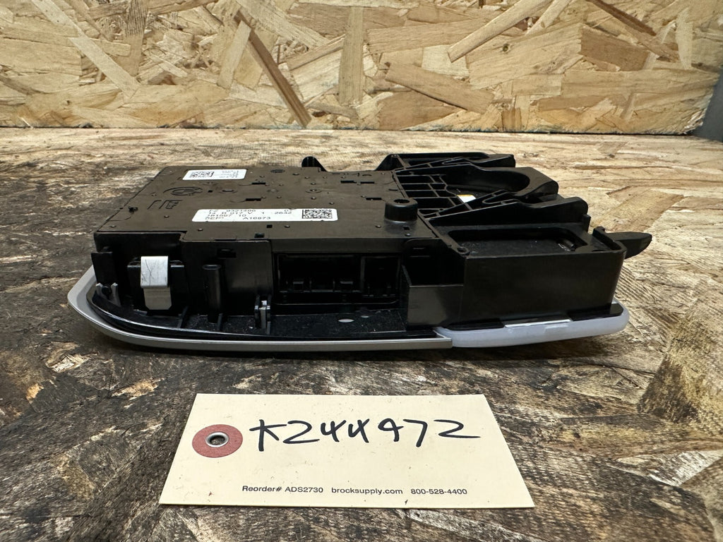 BMW 2010-2019 F30 F25 F32 OVERHEAD DOME LIGHT SUNROOF SWITCH GRAY OEM 9321466