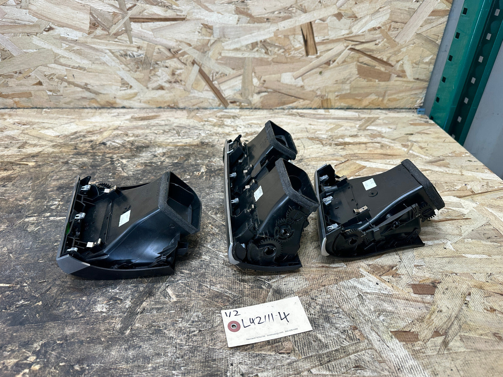 BMW 06-13 E70 X5 INTERIOR BLACK DASH AIR VENT SET 3PC 9227767+9227768+9210705