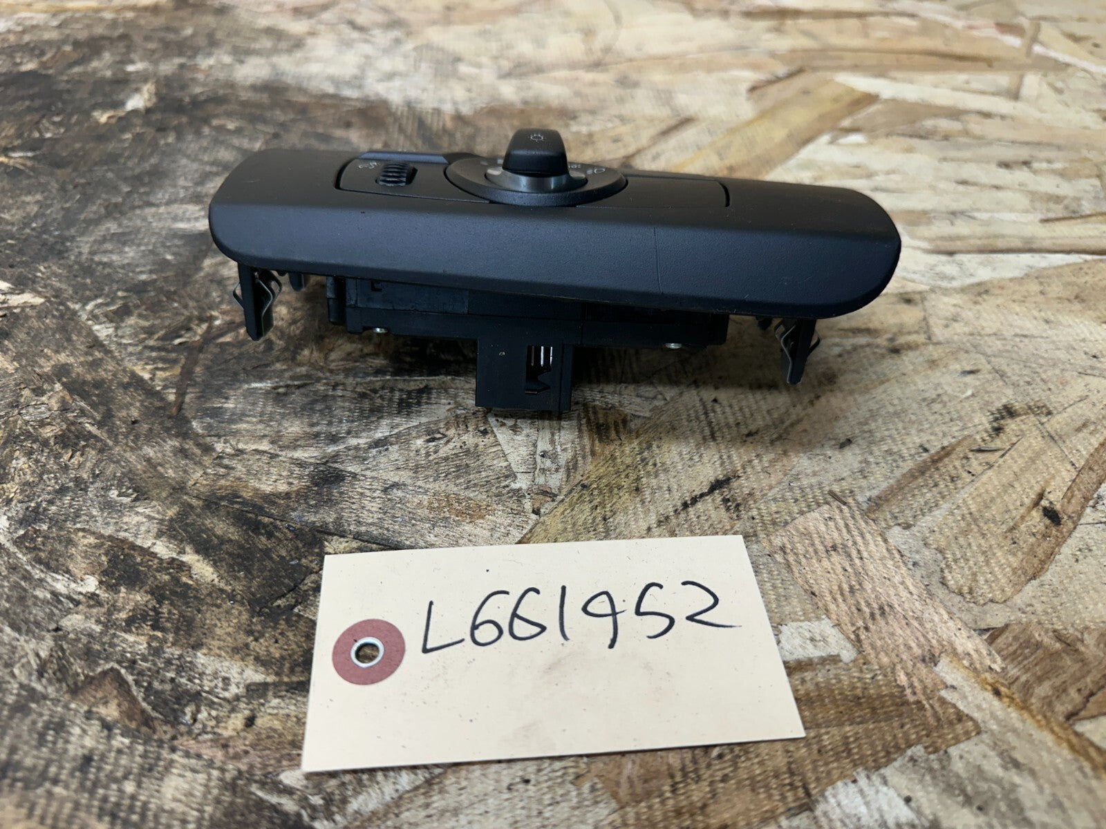 BMW 2007-2014 X5 X6 E70 E71 Headlight Headlamp Switch Knob 9134728