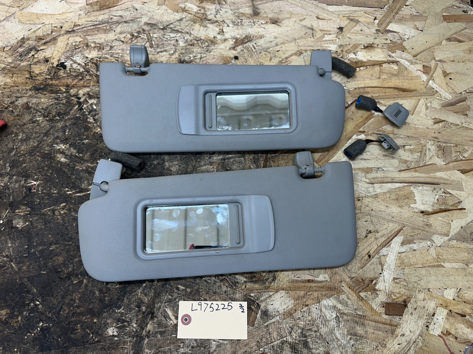 BMW 11-17 F25 X3 SUN VISOR+HANDS FREE MICROPHONE SET GRAY OEM 51167263569+70