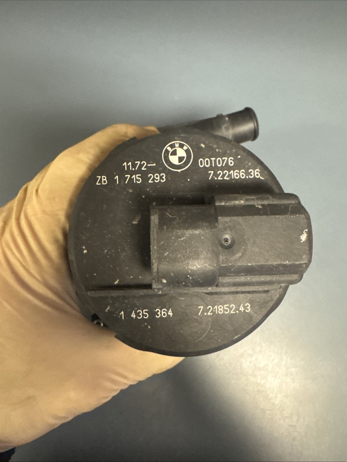 BMW 72216636 Air Injection Secondary Emission Smog Pump 2000 323i Used