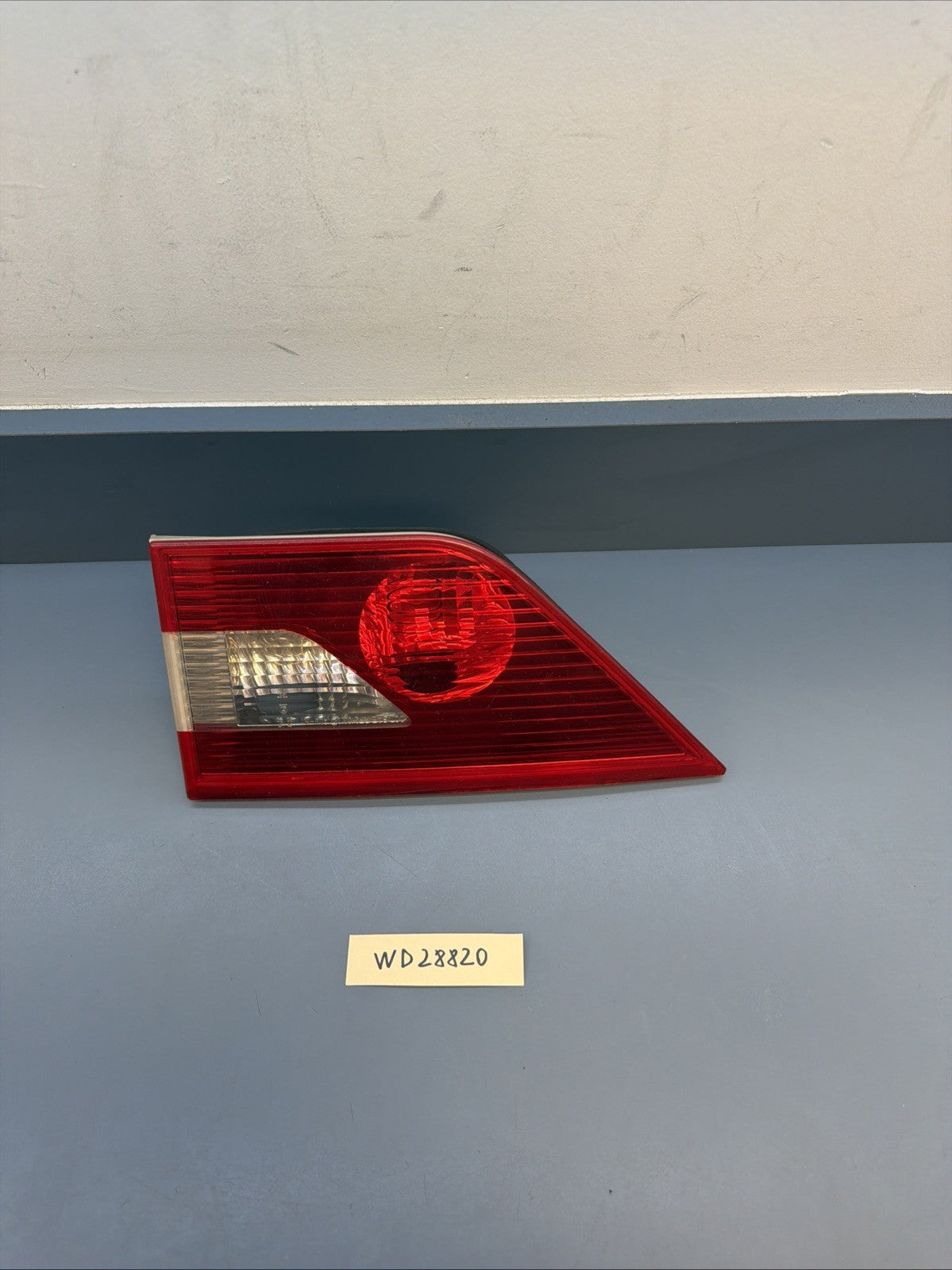 2004-2006 BMW X3 E83 LEFT Inner Taillight Tail Light OEM 3420205