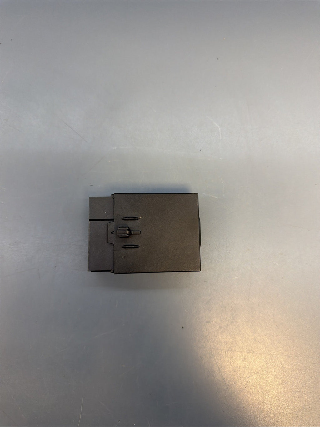 2007-2009 BMW 335I COUPE E92 OEM RH DRIVER SIDE SEATBELT ASSIST MODULE 9130047