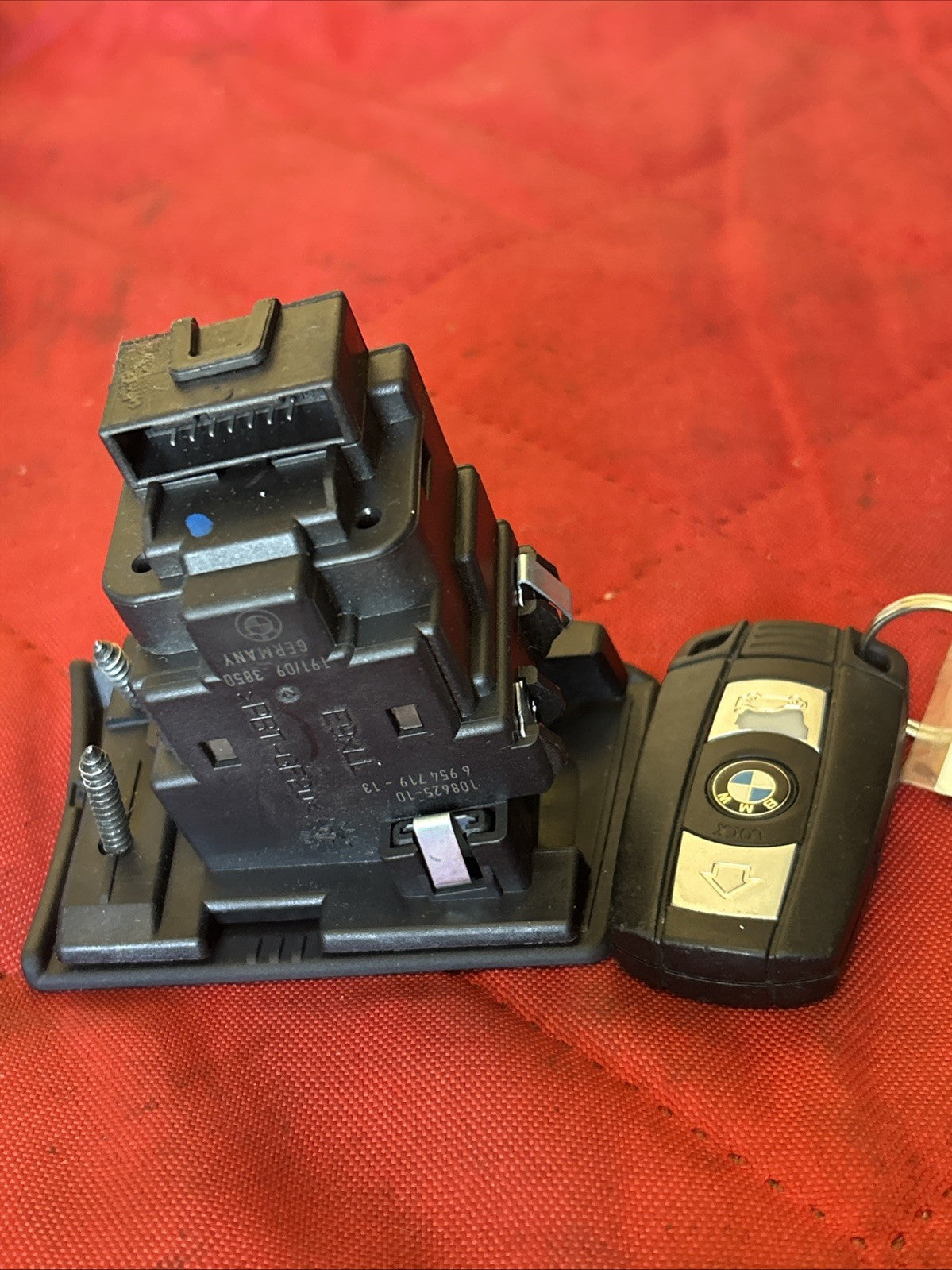 BMW 328I 128I E90 E92 E93 E82 N52 ENGINE ECU SET DME MSV80 CAS3 KEY SET 7594483