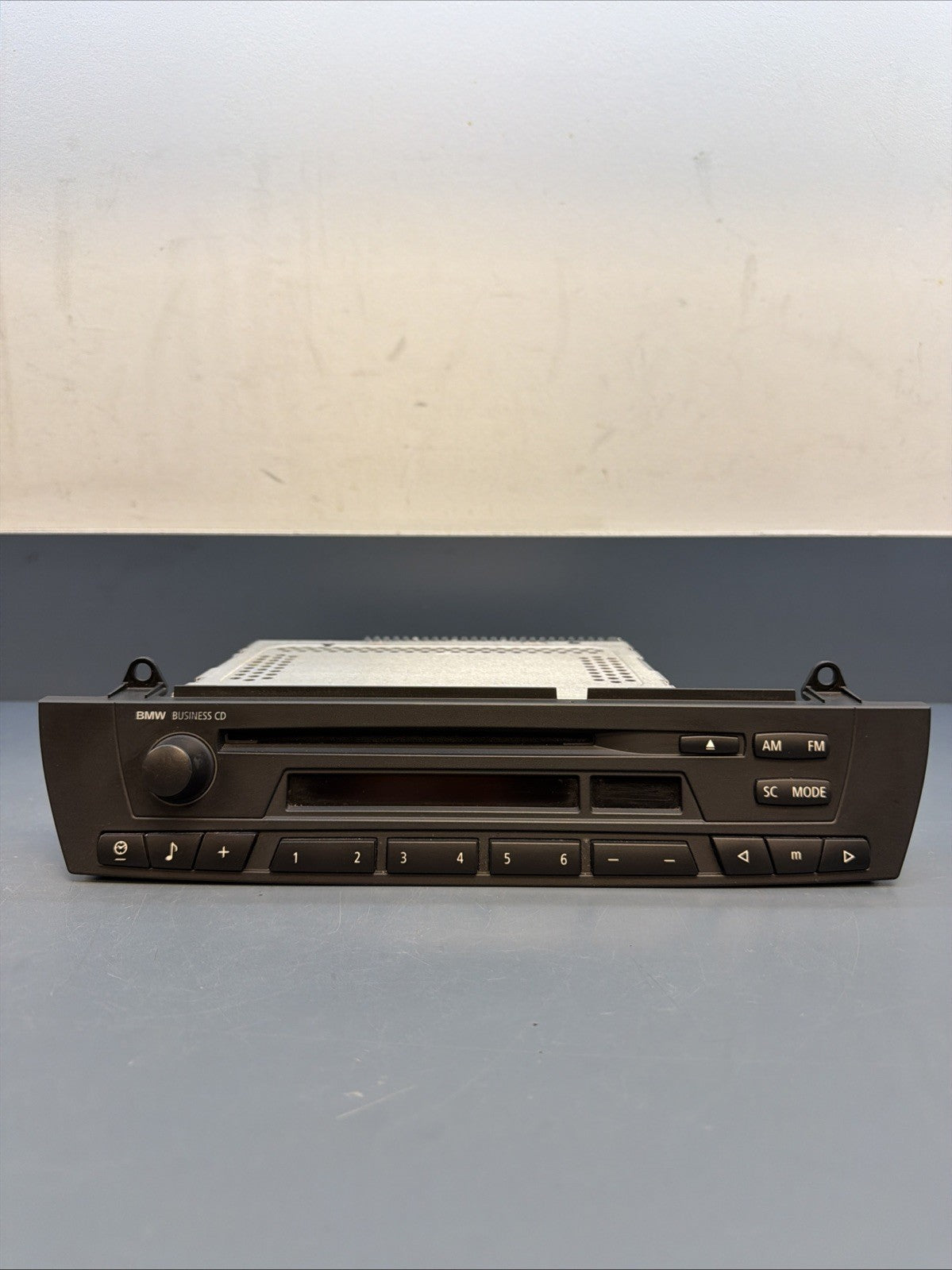 2004-2010 BMW X3 E83 - Radio Stereo Head Unit CD Player OEM 6976888