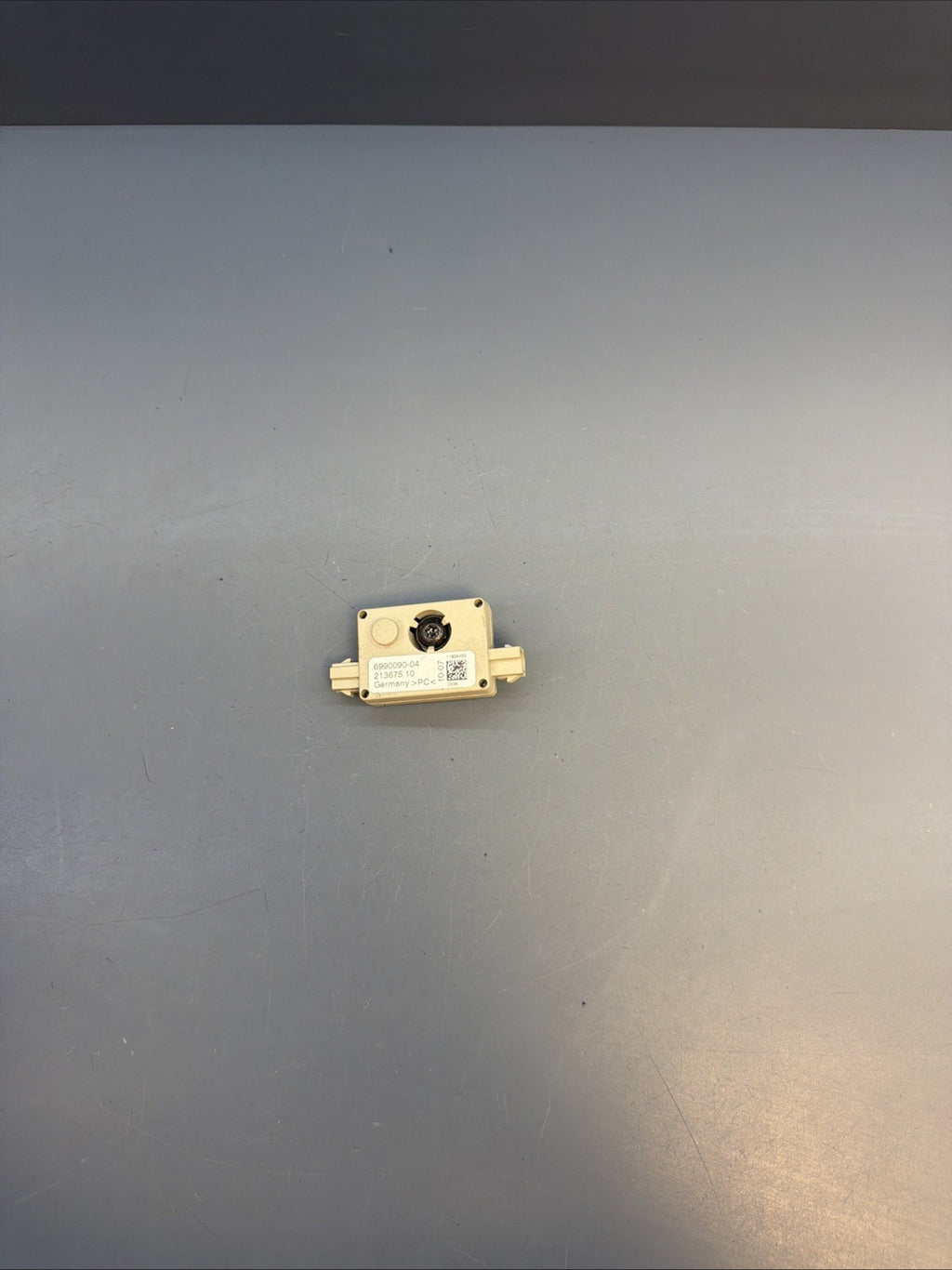 OEM Radio Antenna AMP Trap Circuit Module 06-07 08-2013 BMW 328i E92 E82 6990090