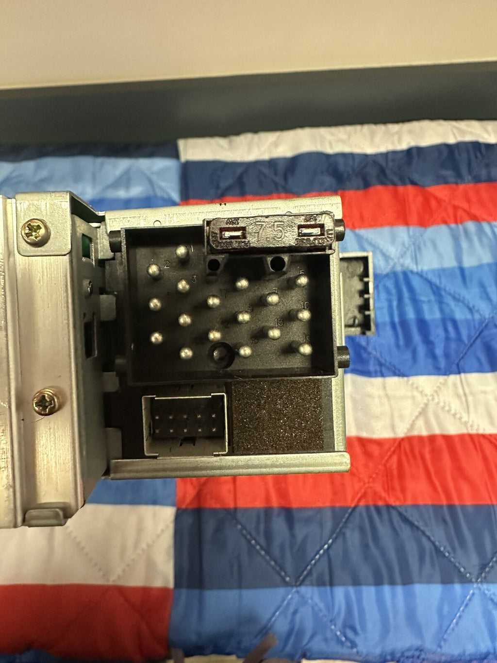 96-00 BMW 528I E39 RADIO CASSETTE PLAYER CHANGER RECEIVER 6902814 OEM