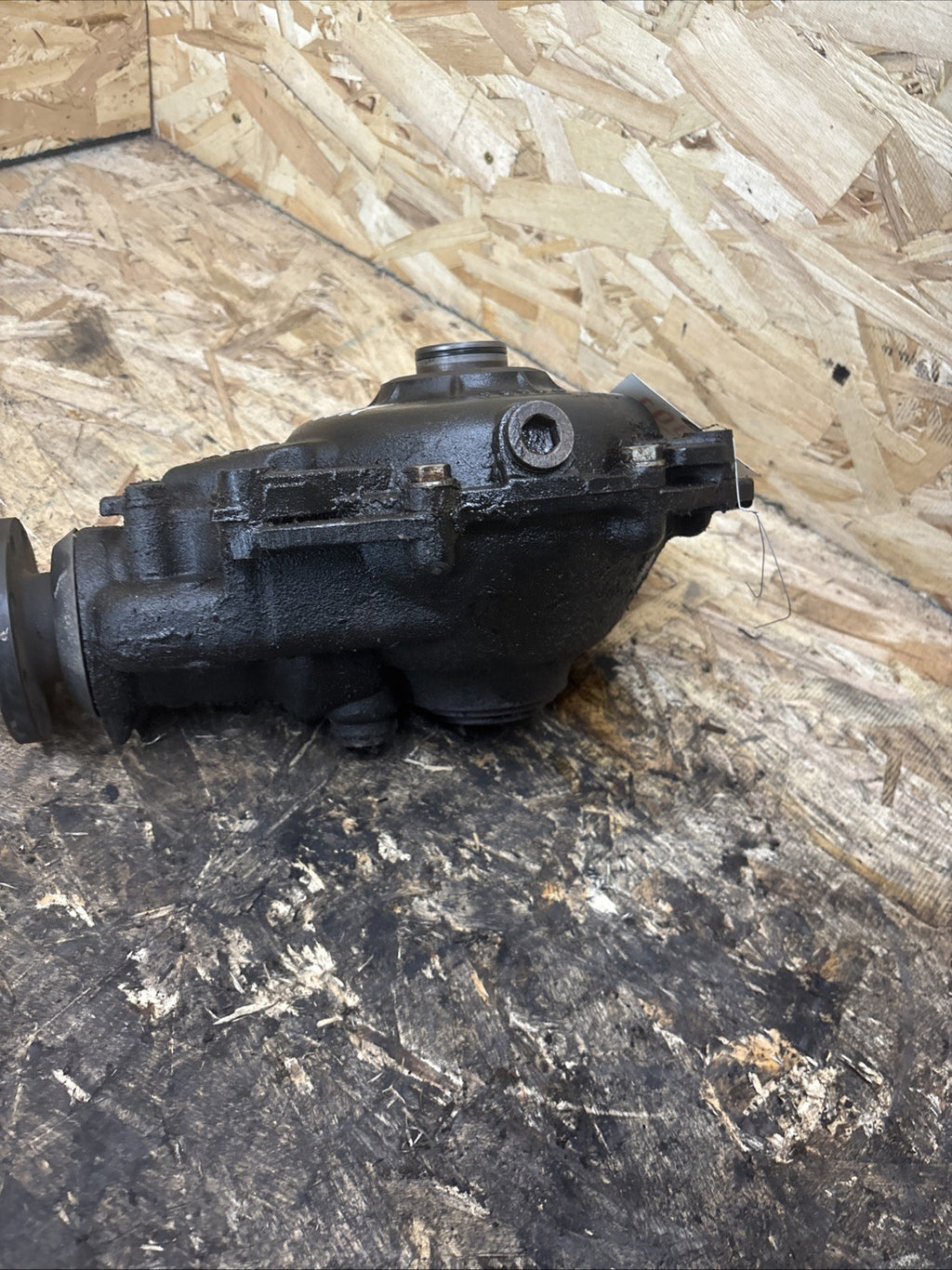 Front Differential Carrier Final 3.64 Drive AWD Diff OEM BMW 3150 7523653 X5