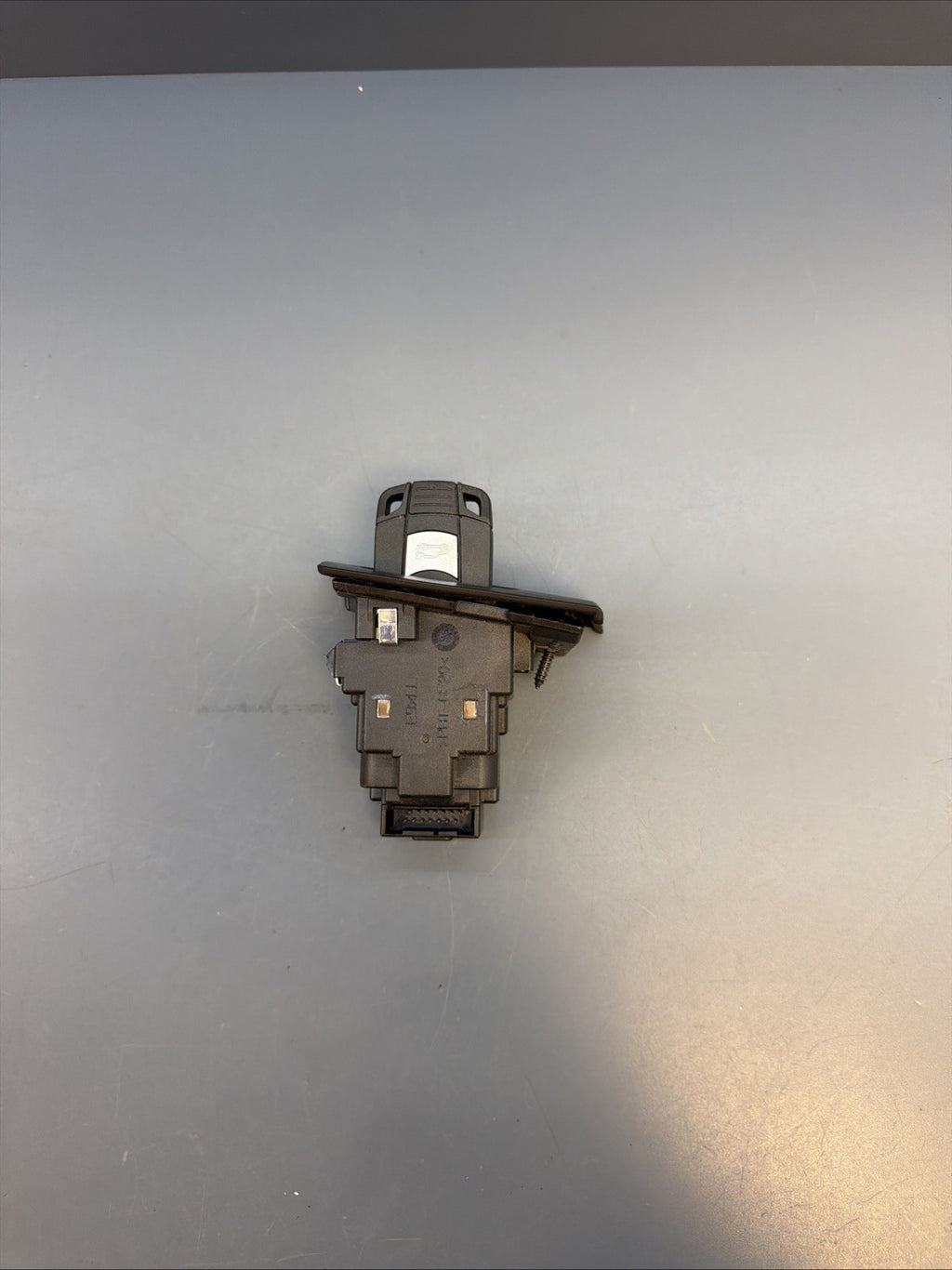 06-08 BMW E90 E91 E92 Engine Computer DME CAS KEY MSV70 N52 MANUAL OEM 7561817