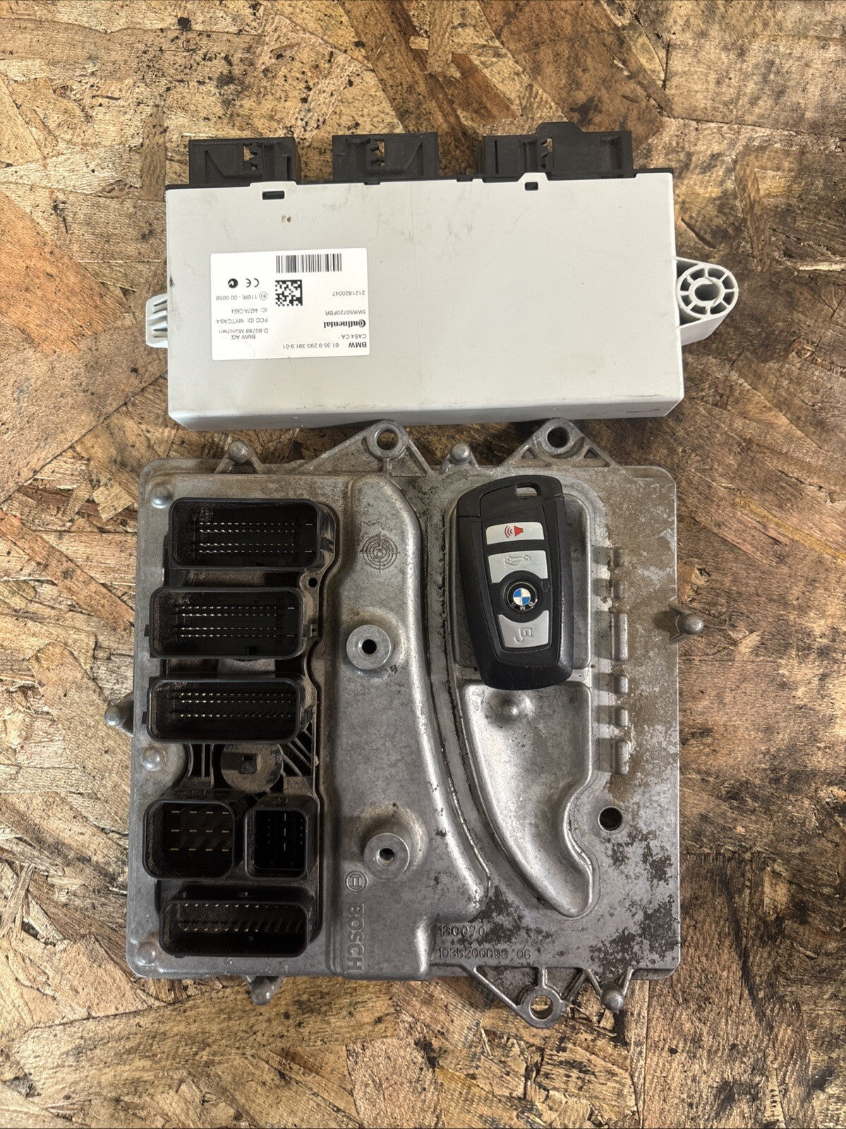 2011 BMW 535i (F10) 3.0L N55 ENGINE - ECM DME CAS-4 IMMOBILIZER MODULE KEY SET