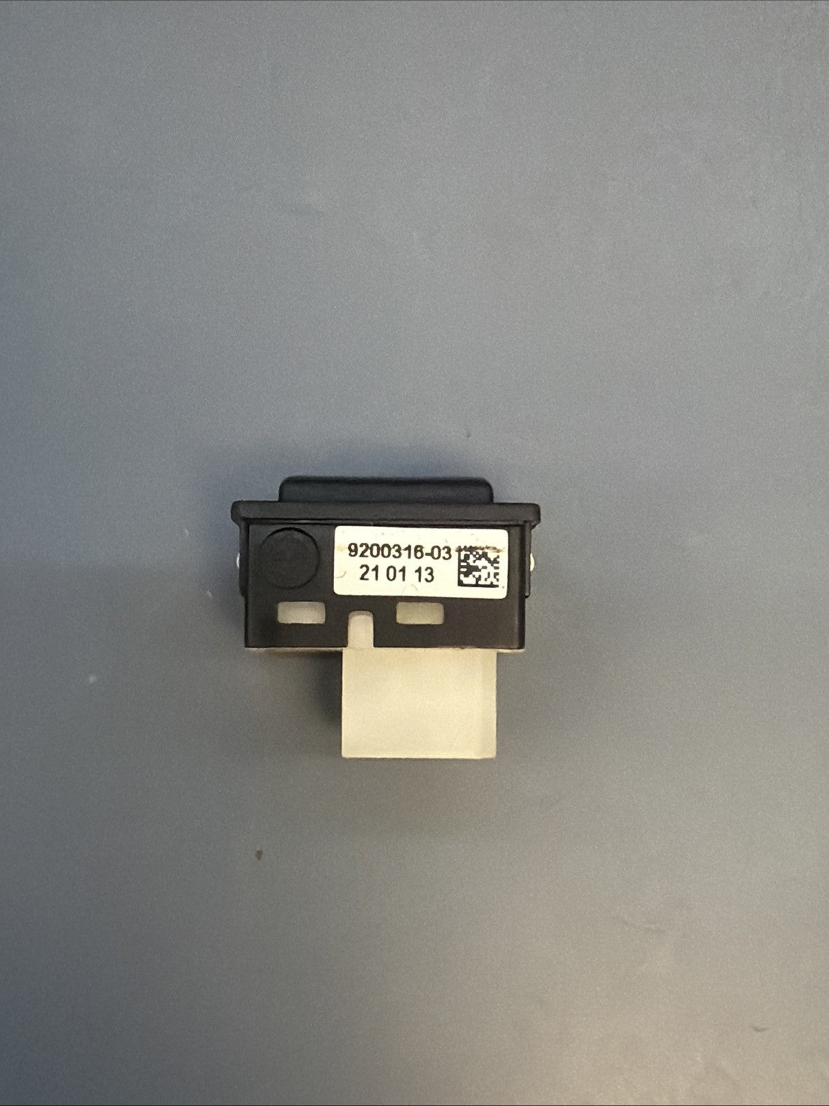 12-15 BMW X1 E84 Trunk Opener Release Switch Button Control Unit 9200316 OEM