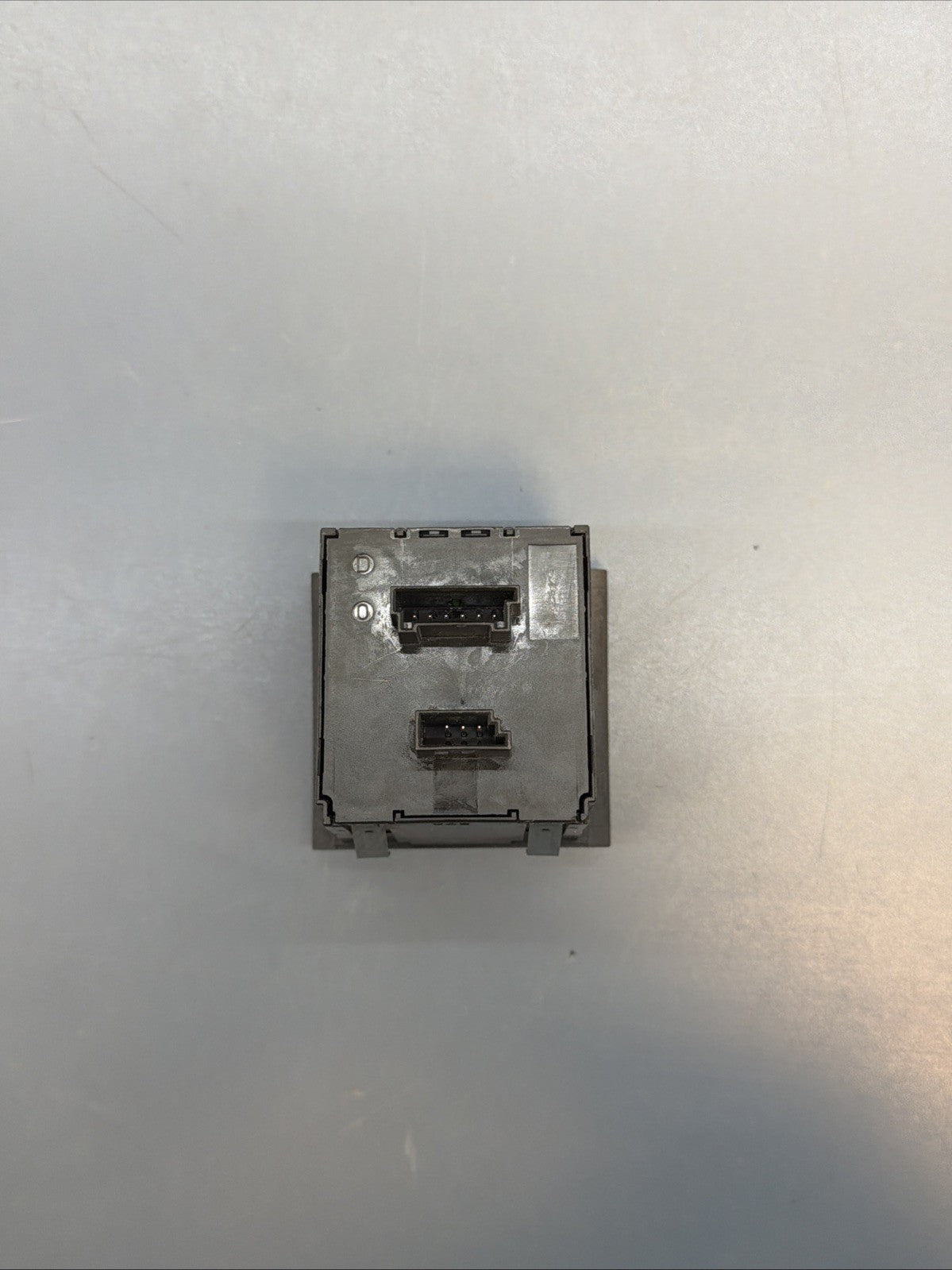 06-13 BMW E90 E93 328i 335 HAZARD LIGHT CENTRAL LOCK SWITCH BUTTON OEM 9132421