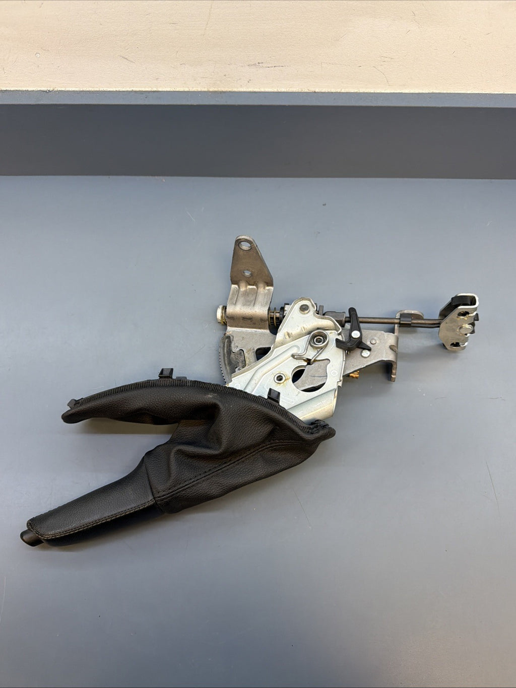 07-13 BMW 328i E92 E90 E93 Emergency Parking Hand Brake Handle OEM 6782749