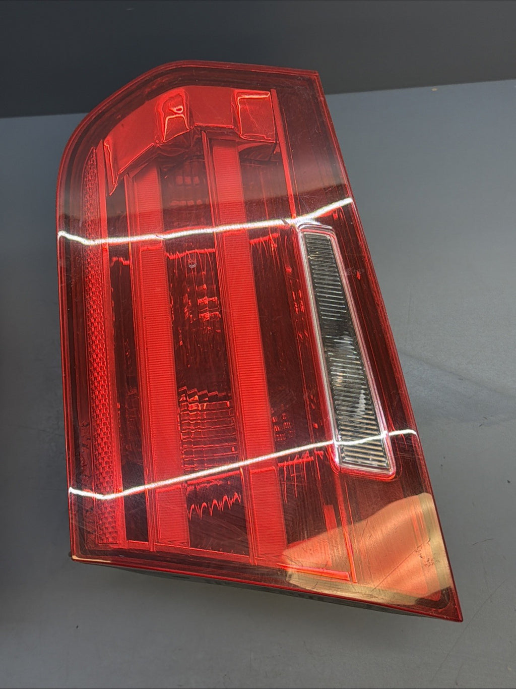 12-2015 BMW F30 3-SERIES REAR INNER LEFT & RIGHT TAIL LIGHT SET 7259915 7259916
