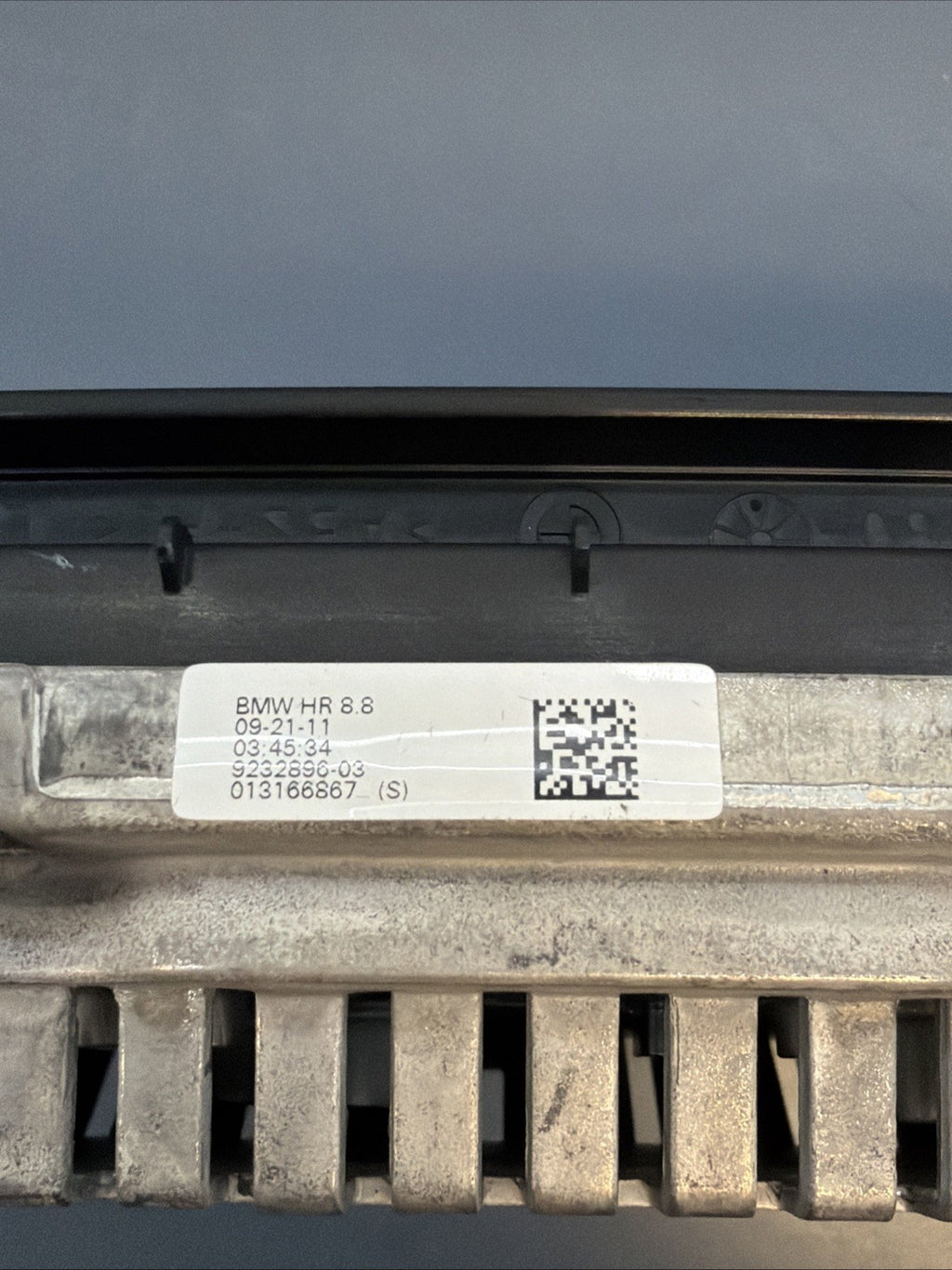 BMW 2010-2014 E70 X5 CENTRAL INFORMATION NAVIGATION DISPLAY SCREEN OEM 9232896