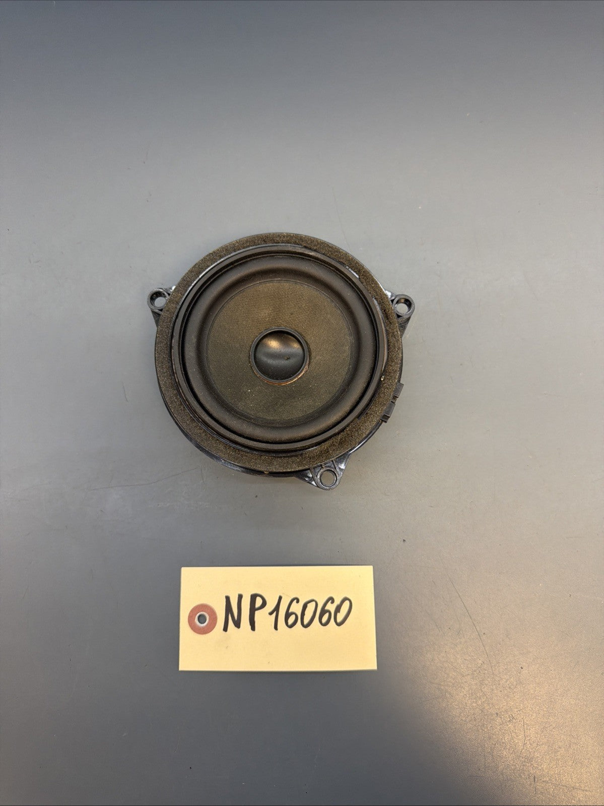 12 - 20 BMW F36 F30 F32 FRONT OR REAR LEFT OR RIGHT DOOR SPEAKER OEM 9264944
