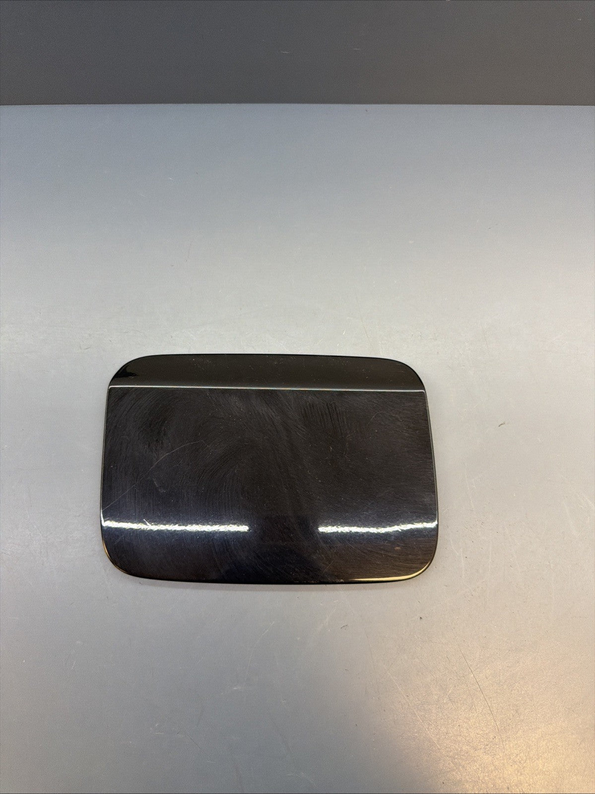 2007-2012 BMW E90 328 335 GAS TANK FUEL LID DOOR FLAP COVER BLACK OEM 7060692