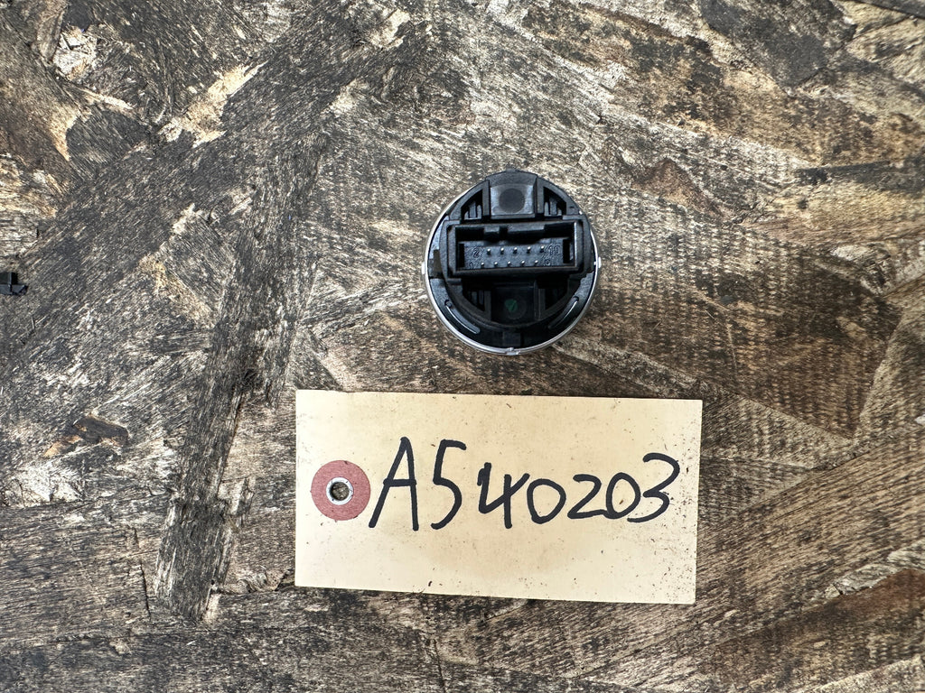 BMW 04-16 E90 3 SERIES E84 X1 E89 Z4 START STOP STARTER BUTTON PEARL 9154945