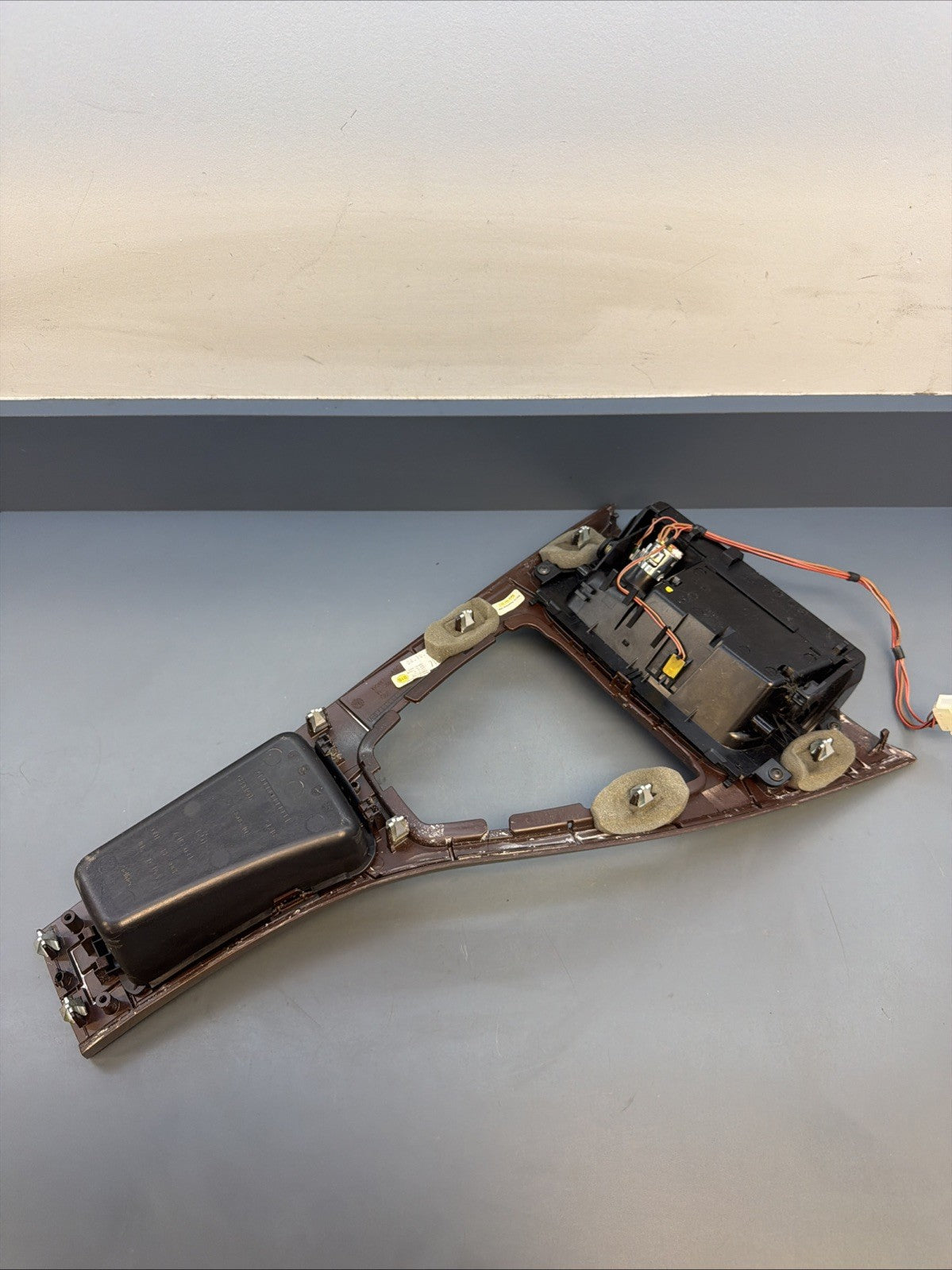 2006 BMW E90 E92 328i 335i CENTER CONSOLE WOOD CIC TRIM OEM