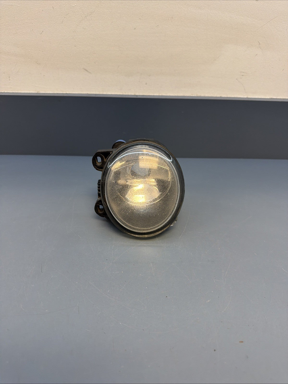 2011–2016 BMW F10 F07 E92 Front Right (Passenger Side) Bumper Fog Light 7839866