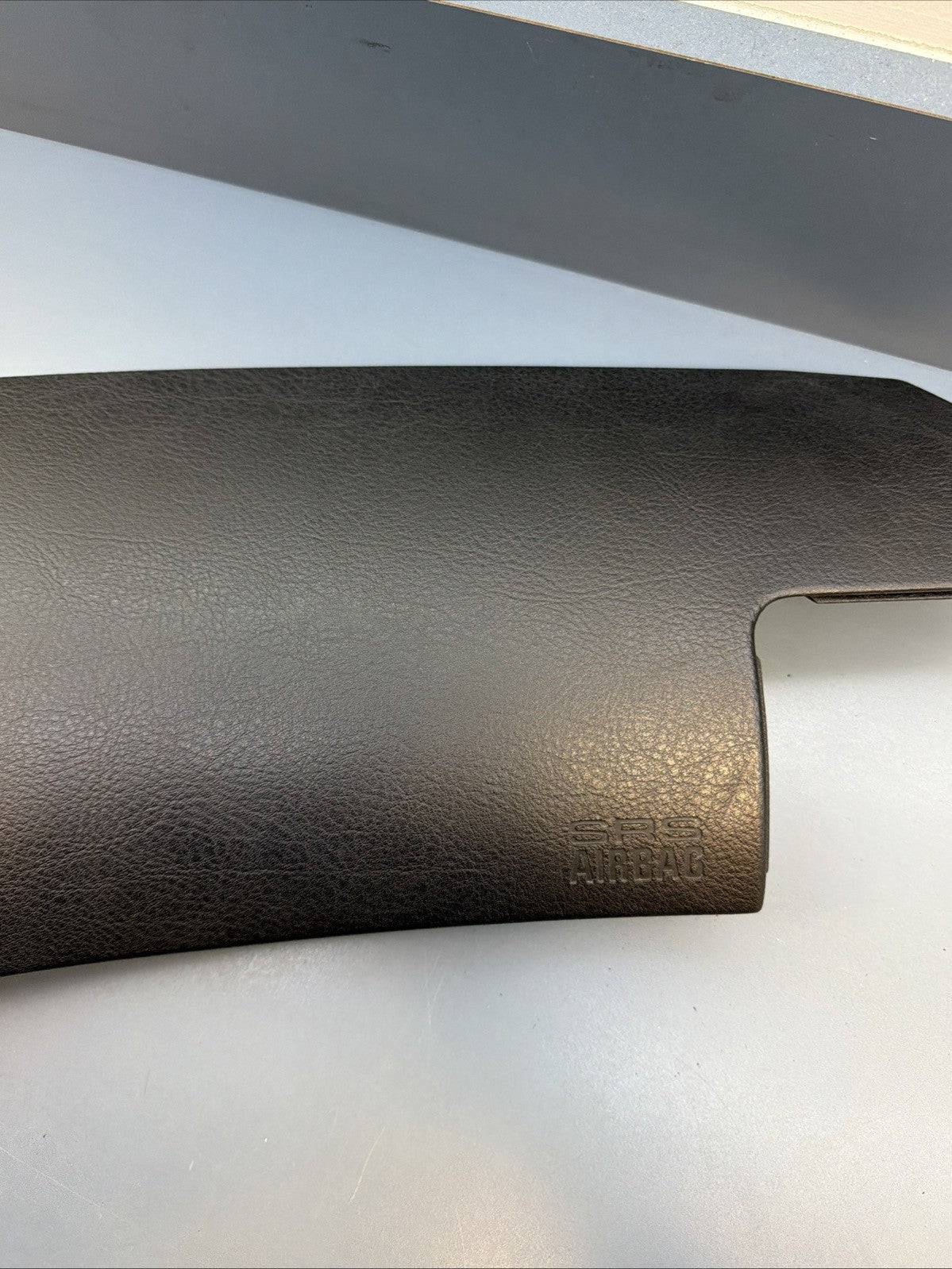 01-06 BMW E46 325ci PASSSENGER RIGHT DASH PANEL COVER BLACK OEM 51458196094