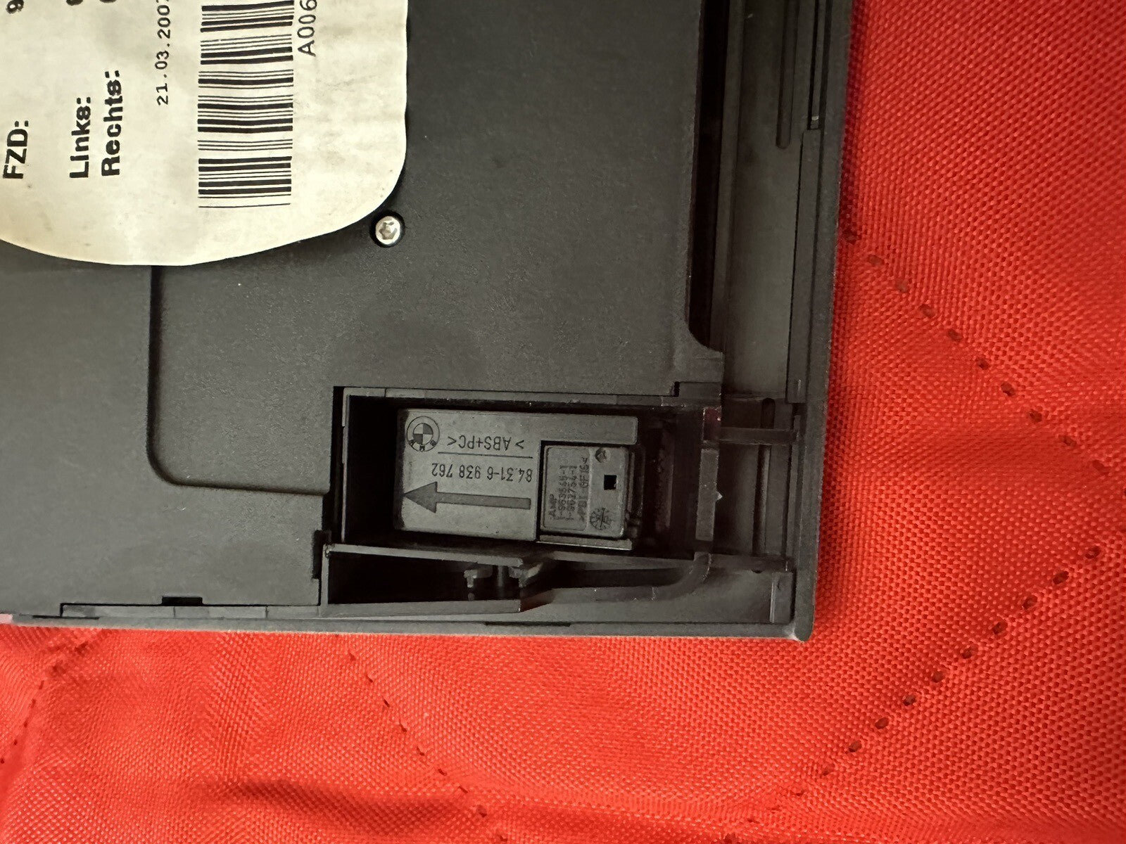 06-08 BMW E90 CENTER OVERHEAD DOME LIGHT CONTROL SWITCH GRAY OEM 9137523