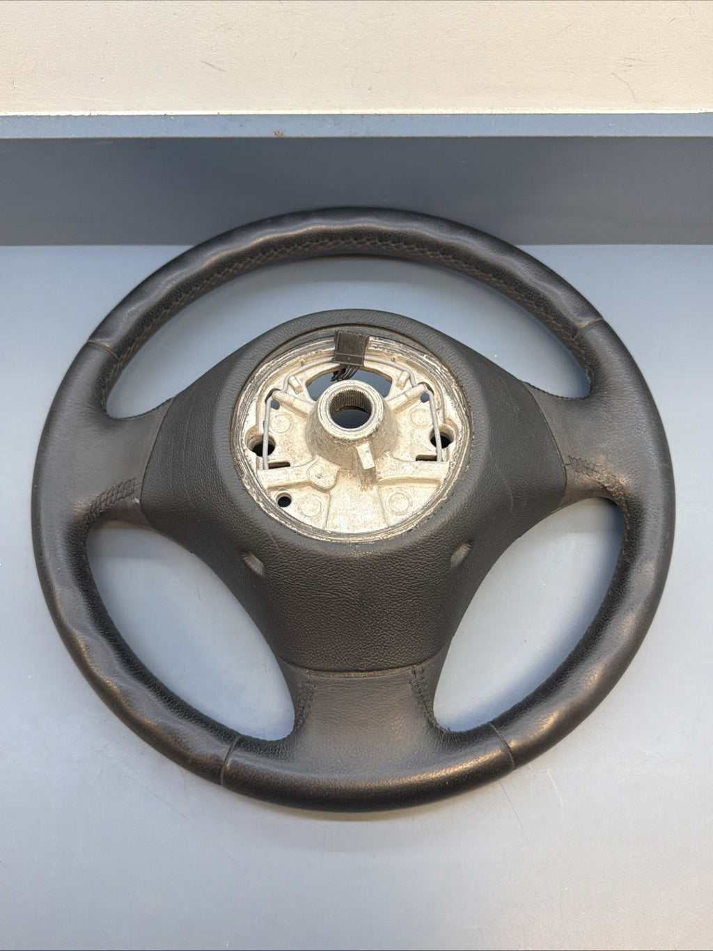 BMW 2006-2012 E90 E9X 3 SERIES BLACK LEATHER STEERING WHEEL OEM 3375E901