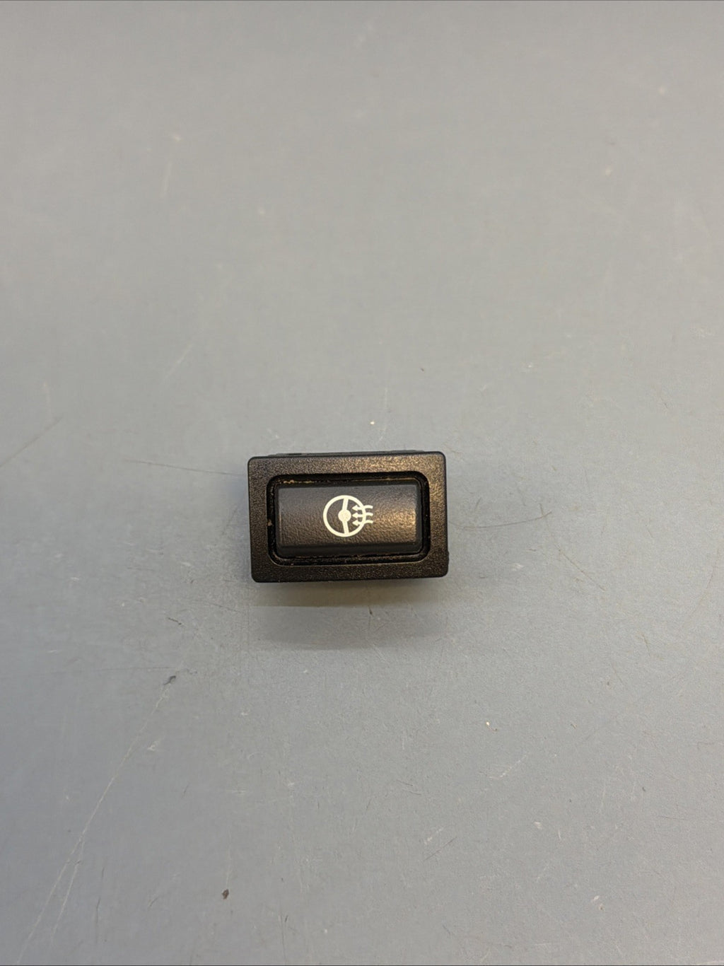 OEM BMW E88 E90 E92 E93 Steering Wheel Heated Switch Button Unit 9143639