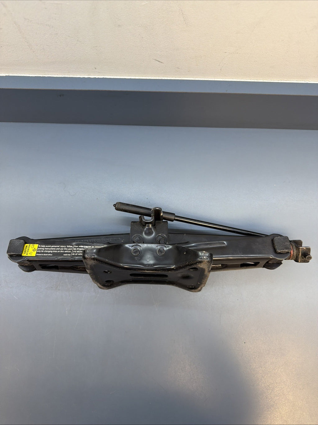 GM Spare Scissor Jack OEM 22671682 CAVILER MALIBU GRAND AM 22671682