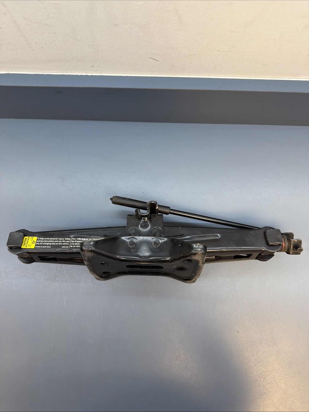 GM Spare Scissor Jack OEM 22671682 CAVILER MALIBU GRAND AM 22671682