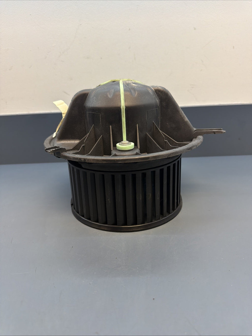 07-13 OEM BMW E90 E92 E93 E82 135i 335i Blower Motor Fan w/ Resistor 6933663