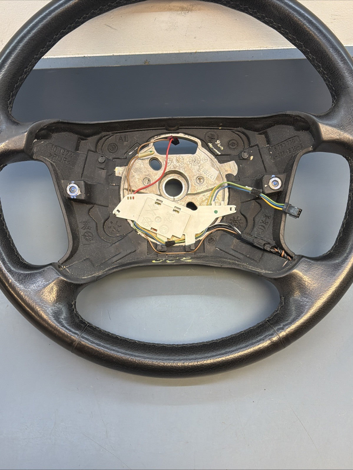 95-03 OEM BMW E39 E38 528 740 750 Left Driver Leather Steering Wheel 6753739