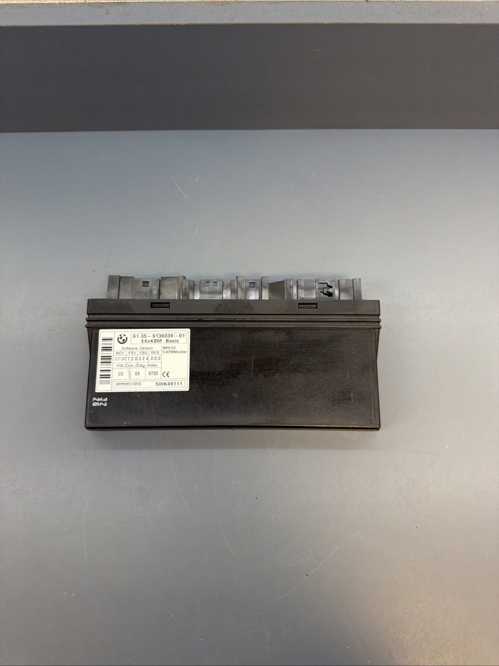 06-10 BMW E60 E61 E63 550i Body Gateway Control Module 61359136039 OEM