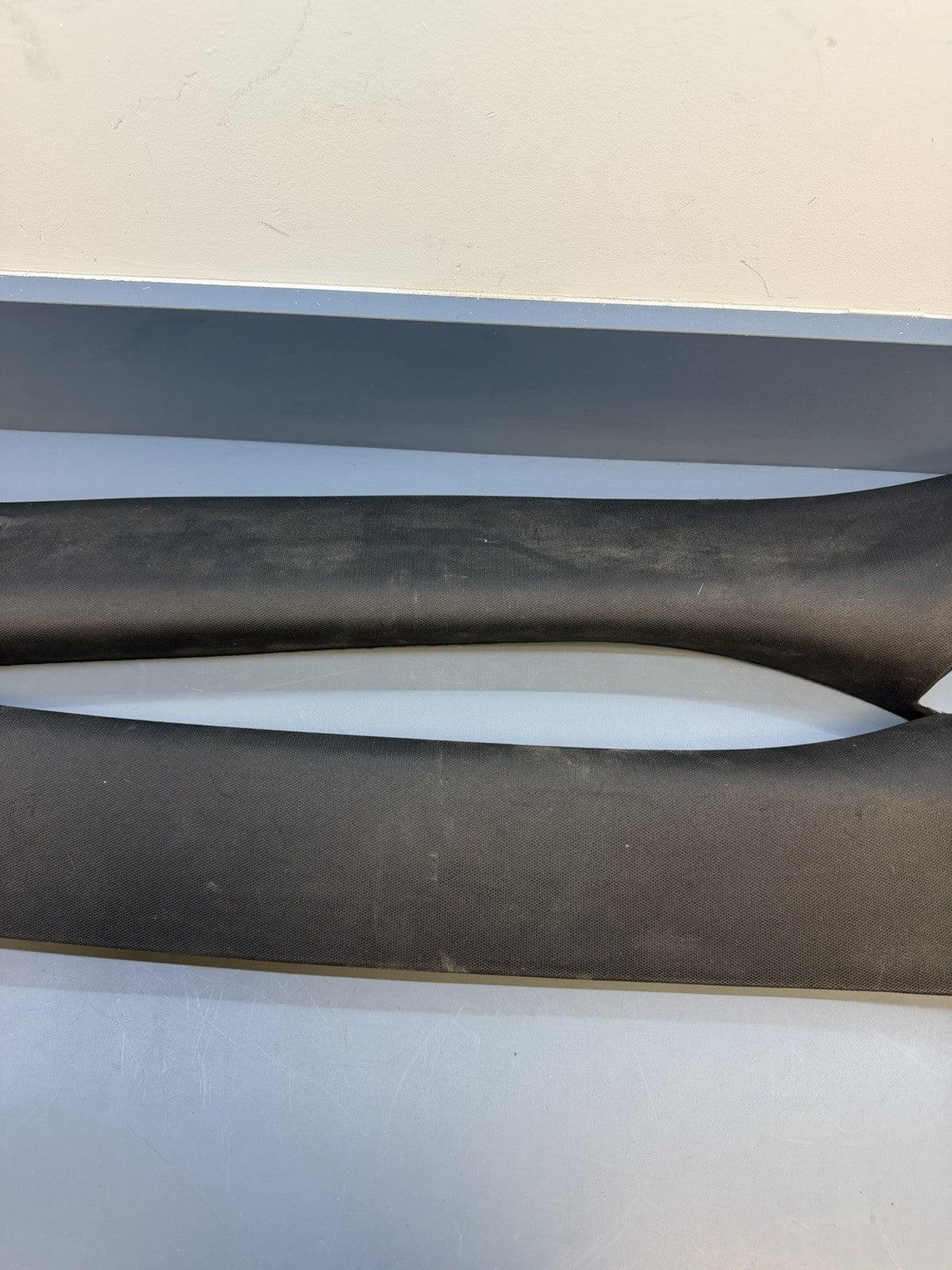 BMW X5 E70 FRONT LEFT AND RIGHT A PILLAR MOLDING TRIM COVER 7129750 7129750